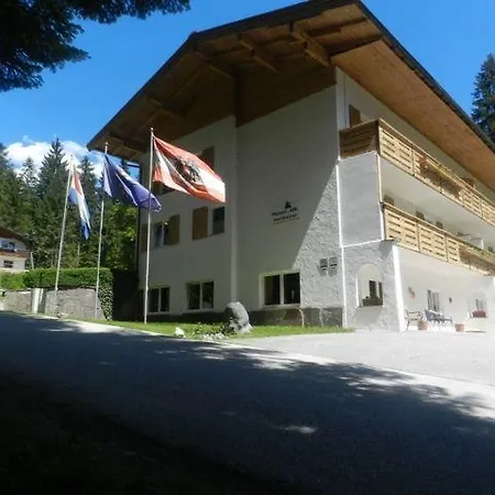 Gæstehus Pension-Hartkaiser-Ellmau-1 *